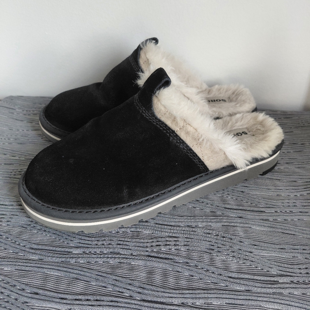 Sorel Women's Black Suede Slip-On Fur-Lined Clog Slippers Size 8